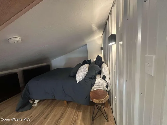 $734,900 | 2347 Mcarthur Lake Road, Naples, ID 83847