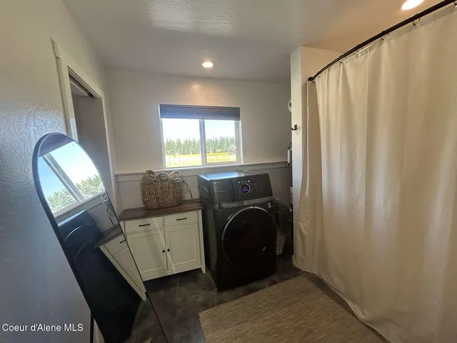 $734,900 | 2347 Mcarthur Lake Road, Naples, ID 83847