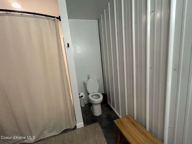 $734,900 | 2347 Mcarthur Lake Road, Naples, ID 83847