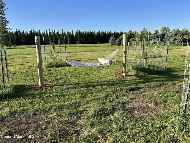 $734,900 | 2347 Mcarthur Lake Road, Naples, ID 83847