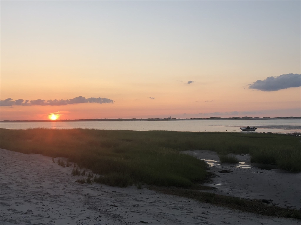 280 Harbor Point Road, Unit 280 Barnstable, MA 02675 - Photo 15 of 20