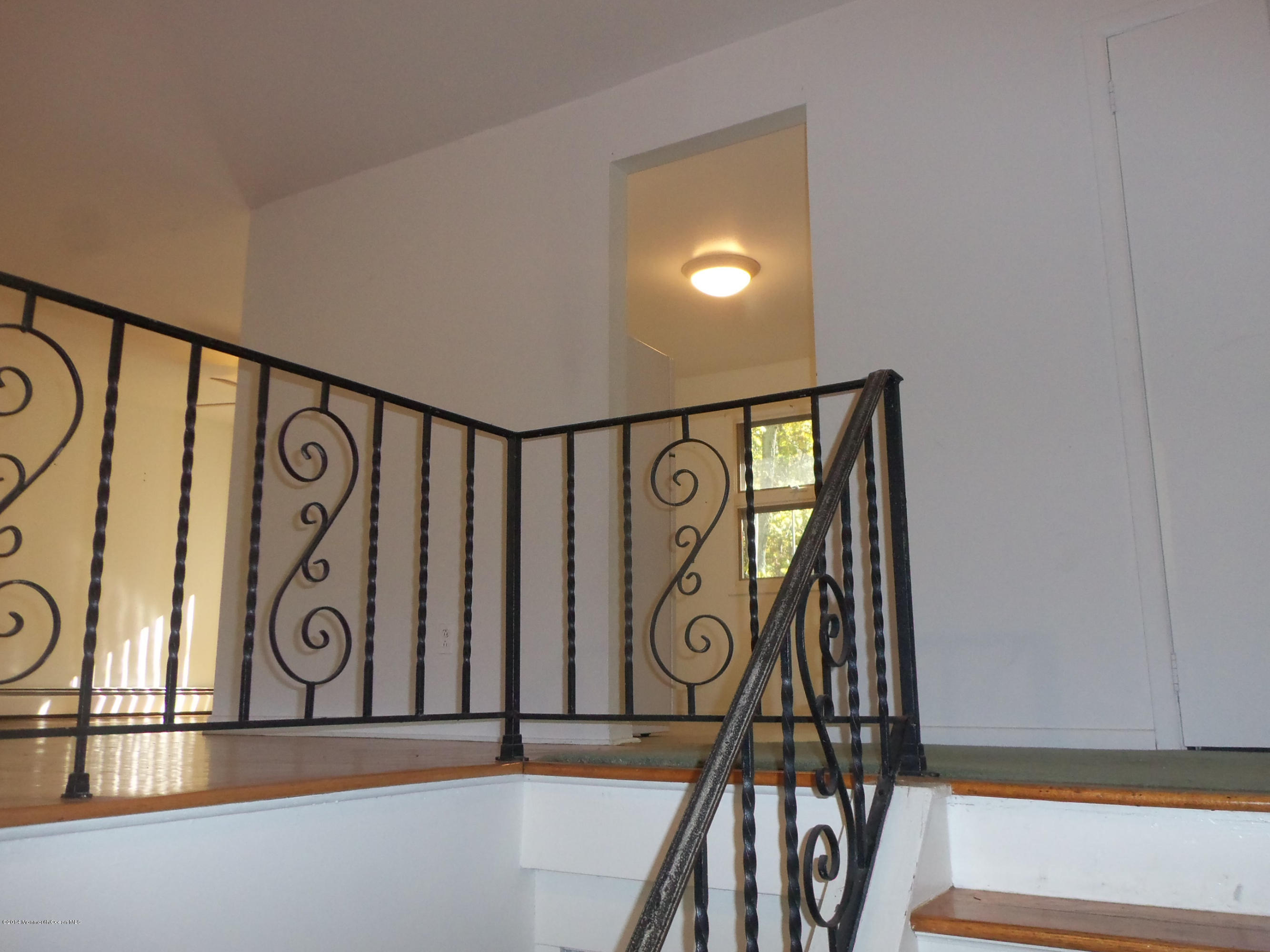 256 Windeler Road Howell, NJ 07731 - Photo 6 of 28 100_4403