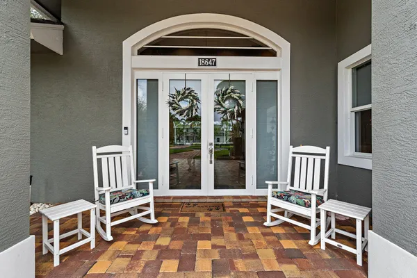 $1,850,000 | 18647 Southeast Lakeside Way, Jupiter, FL 33469