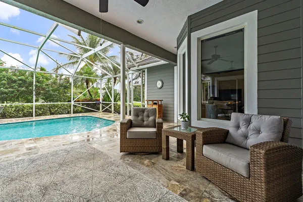 $1,850,000 | 18647 Southeast Lakeside Way, Jupiter, FL 33469