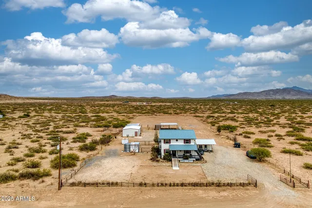 $401,000 | 6464 North 6 Gun Road, Willcox, AZ 85643
