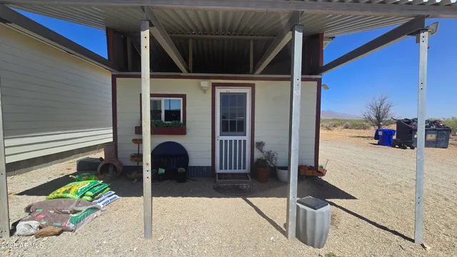 $401,000 | 6464 North 6 Gun Road, Willcox, AZ 85643
