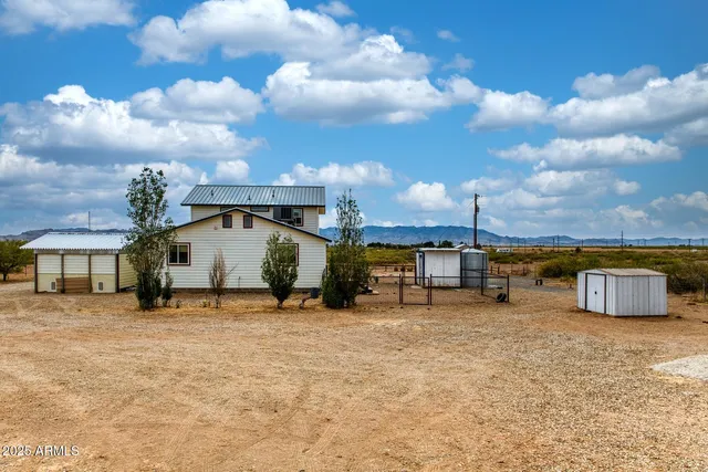 $401,000 | 6464 North 6 Gun Road, Willcox, AZ 85643