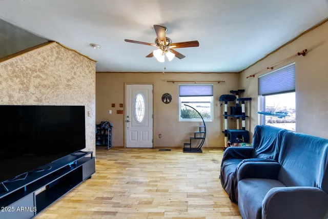 $401,000 | 6464 North 6 Gun Road, Willcox, AZ 85643