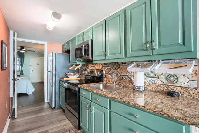 $224,900 | 200 76th Avenue North, Unit 906, Myrtle Beach, SC 29572