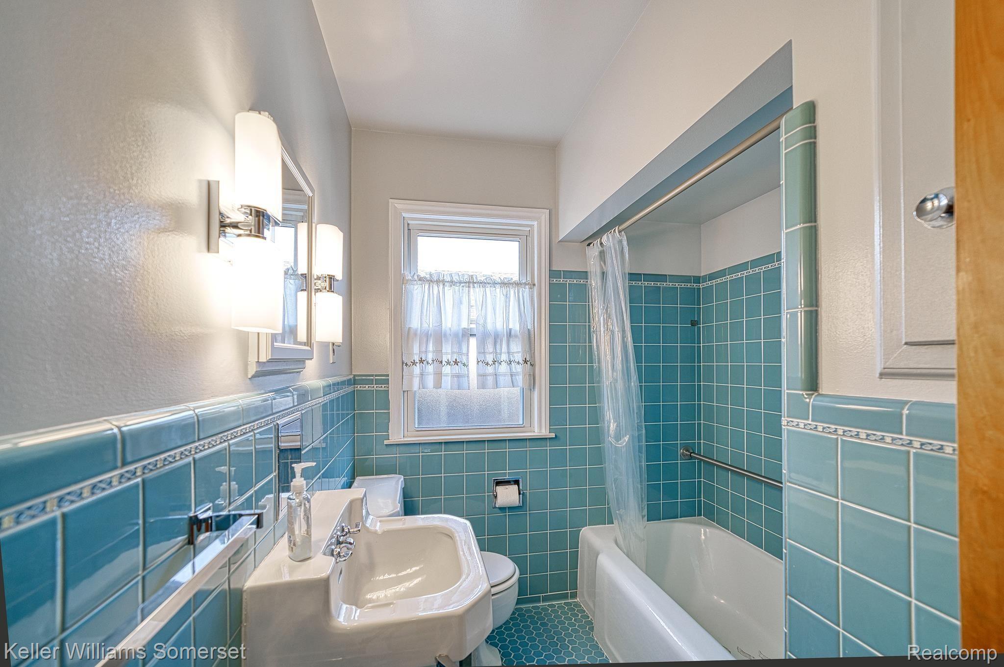 3551 Cadieux Road Detroit, MI 48224 - Photo 14 of 25 Gallery Image 14