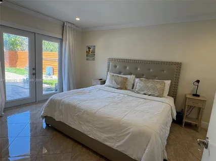 $795,000 | 2355 Southeast 7th Street, Pompano Beach, FL 33062