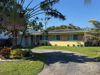 $795,000 | 2355 Southeast 7th Street, Pompano Beach, FL 33062