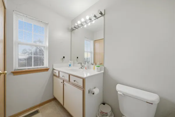 $365,000 | 798 River Walk Drive, Wheeling, IL 60090