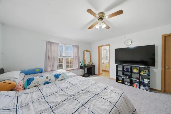 $365,000 | 798 River Walk Drive, Wheeling, IL 60090