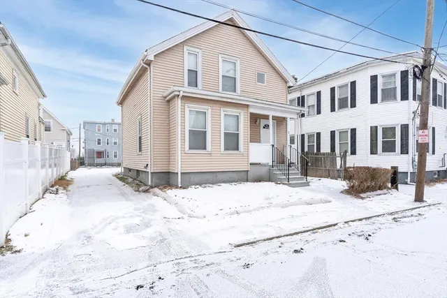 $499,900 | 10 River St Place, Lynn, MA 01905