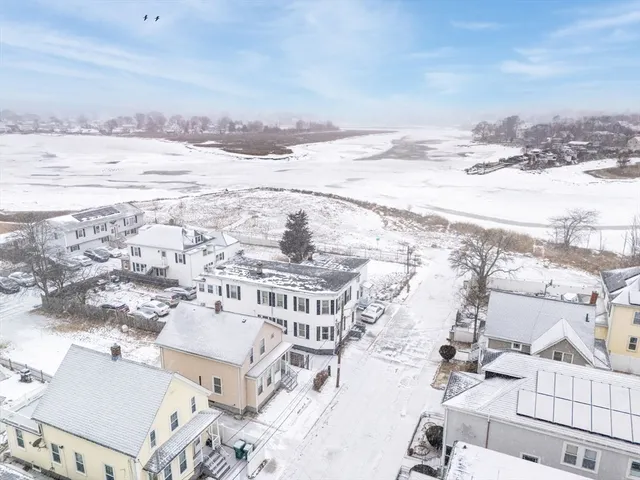 $499,900 | 10 River St Place, Lynn, MA 01905