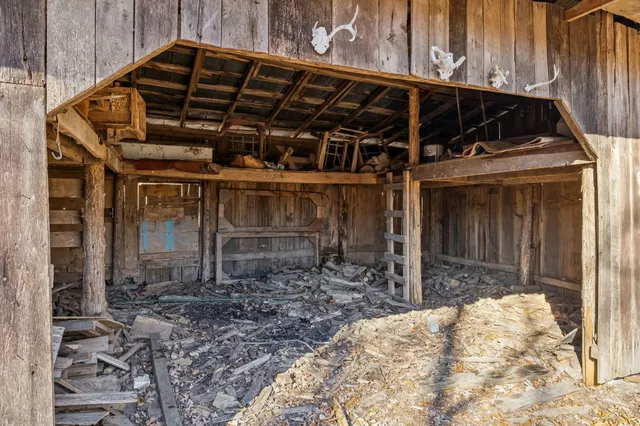 $525,000 | 3840 Highway 70 West, Dickson, TN 37055