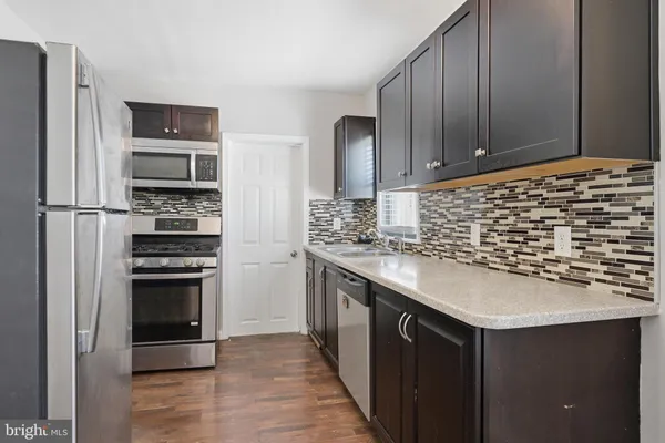 $175,000 | 152 Cumberland Avenue, Penns Grove, NJ 08069