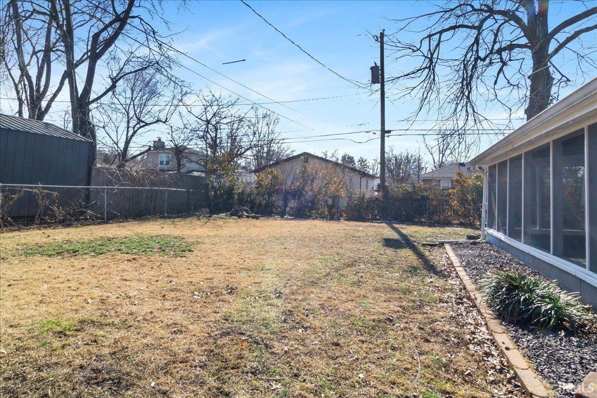 2507 Vogel Road Evansville, IN 47711 - Photo 6 of 34