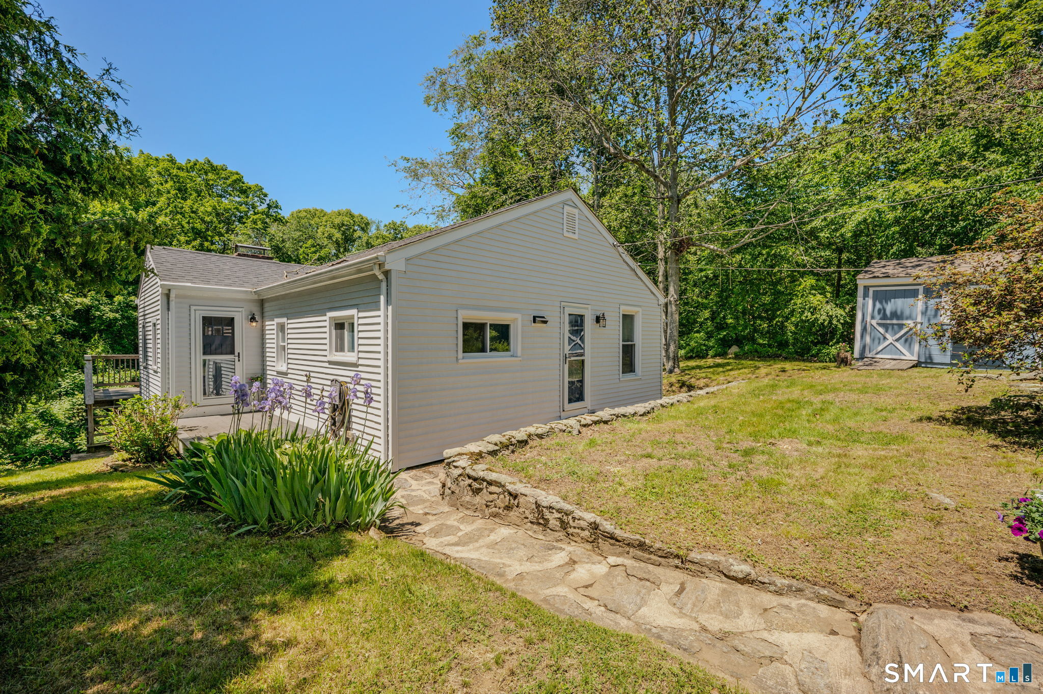42 Shawandassee Road Waterford, CT 06385 - Photo 2 of 32