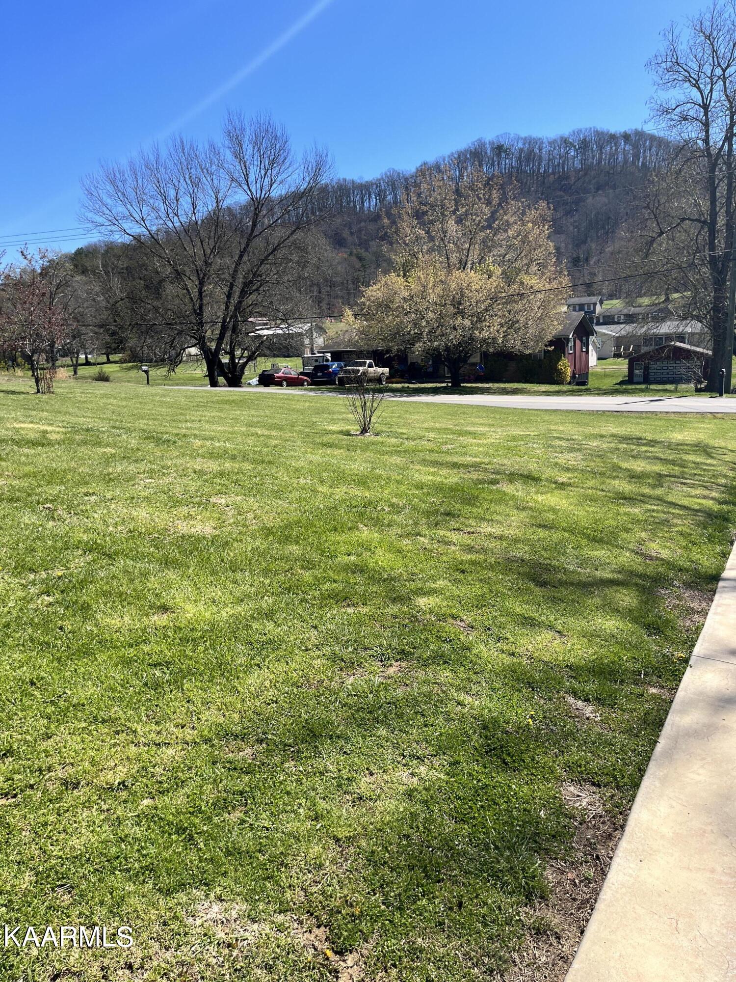 710 Beard Valley Road Maynardville, TN 37807 - Photo 9 of 52 BE16107C-EABC-4ACC-A3E9-2748203D8896