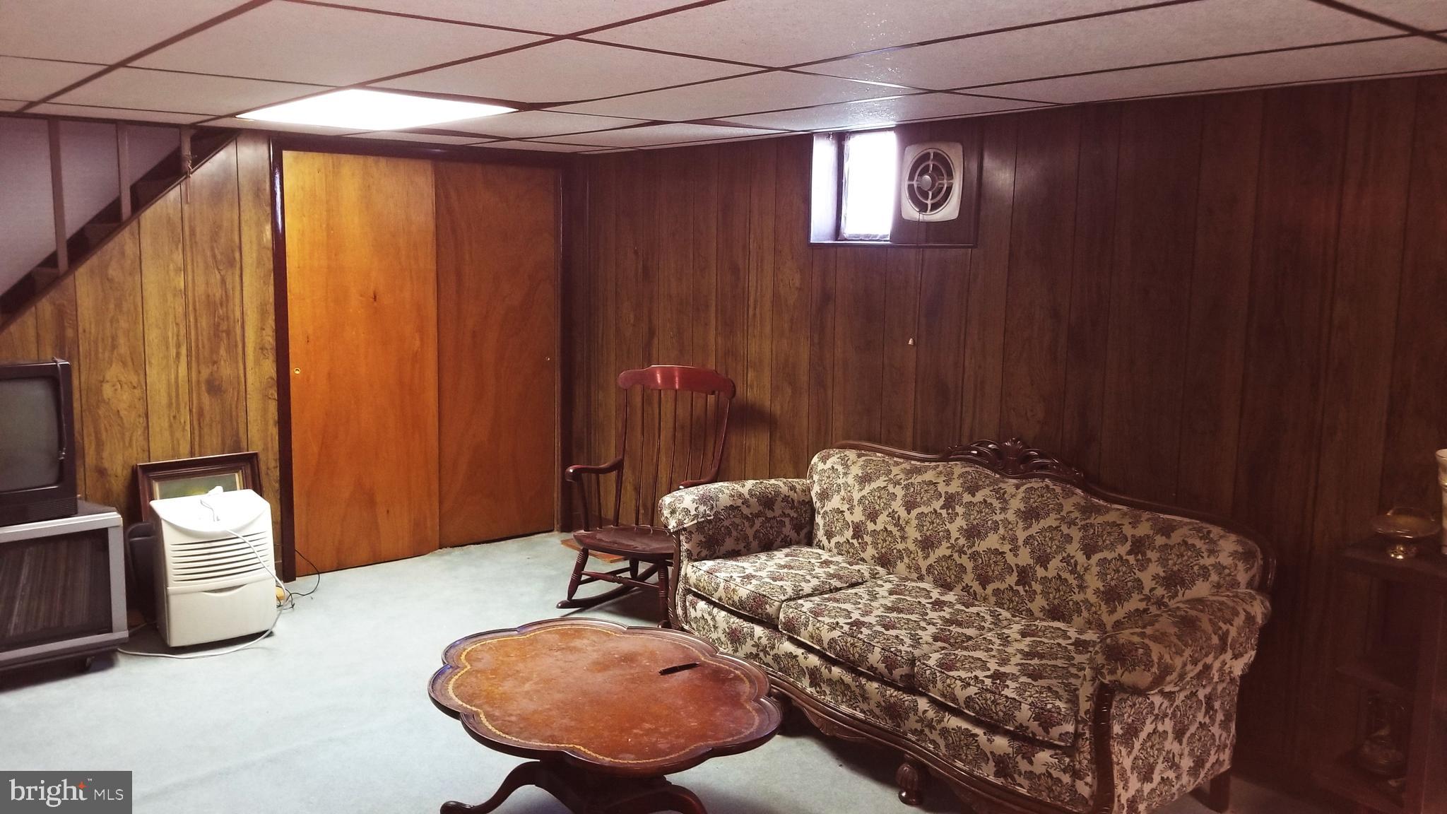 10 Kim Valley Road Hamilton, NJ 08620 - Photo 15 of 17