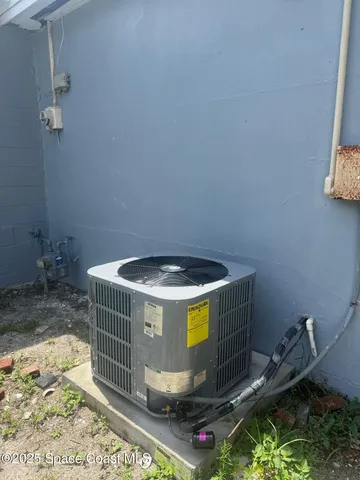 $2,300 | 329 West Arlington Street, Satellite Beach, FL 32937