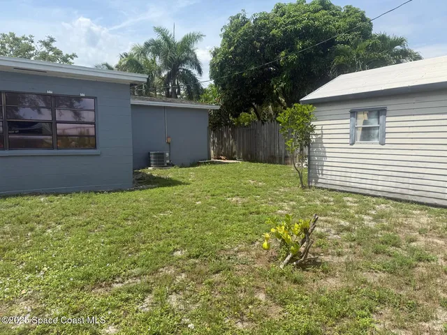 $2,300 | 329 West Arlington Street, Satellite Beach, FL 32937