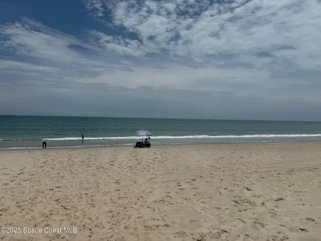 $2,300 | 329 West Arlington Street, Satellite Beach, FL 32937