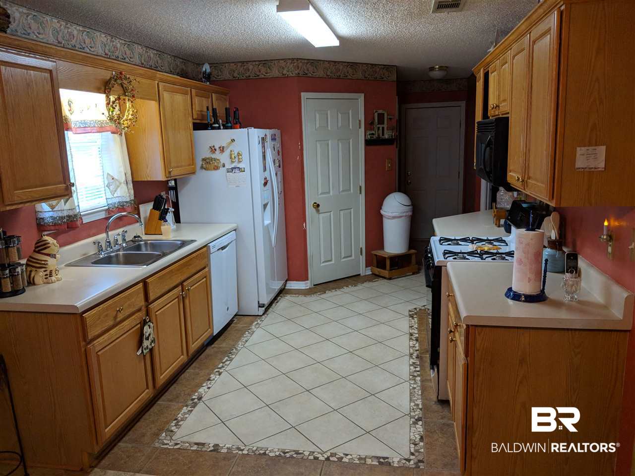 8526 Southern Oak Court Mobile, AL 36695 - Photo 2 of 17