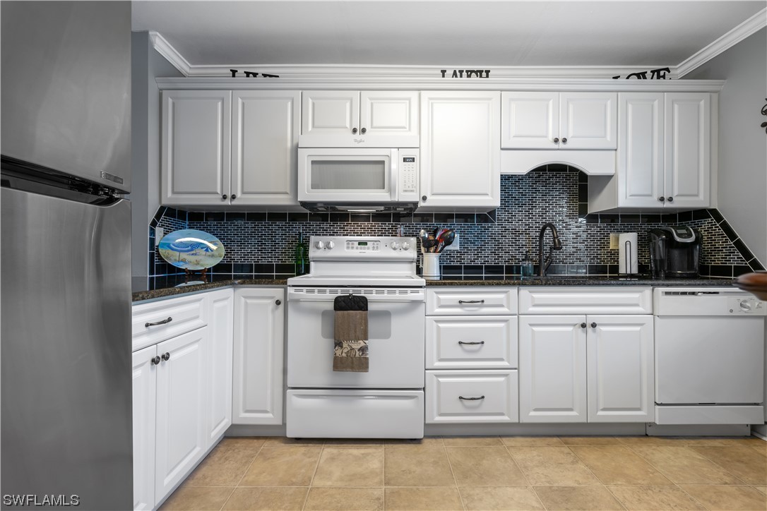 1830 Brantley Road, Unit C7 Fort Myers, FL 33907 - Photo 7 of 29 Gallery Image 7