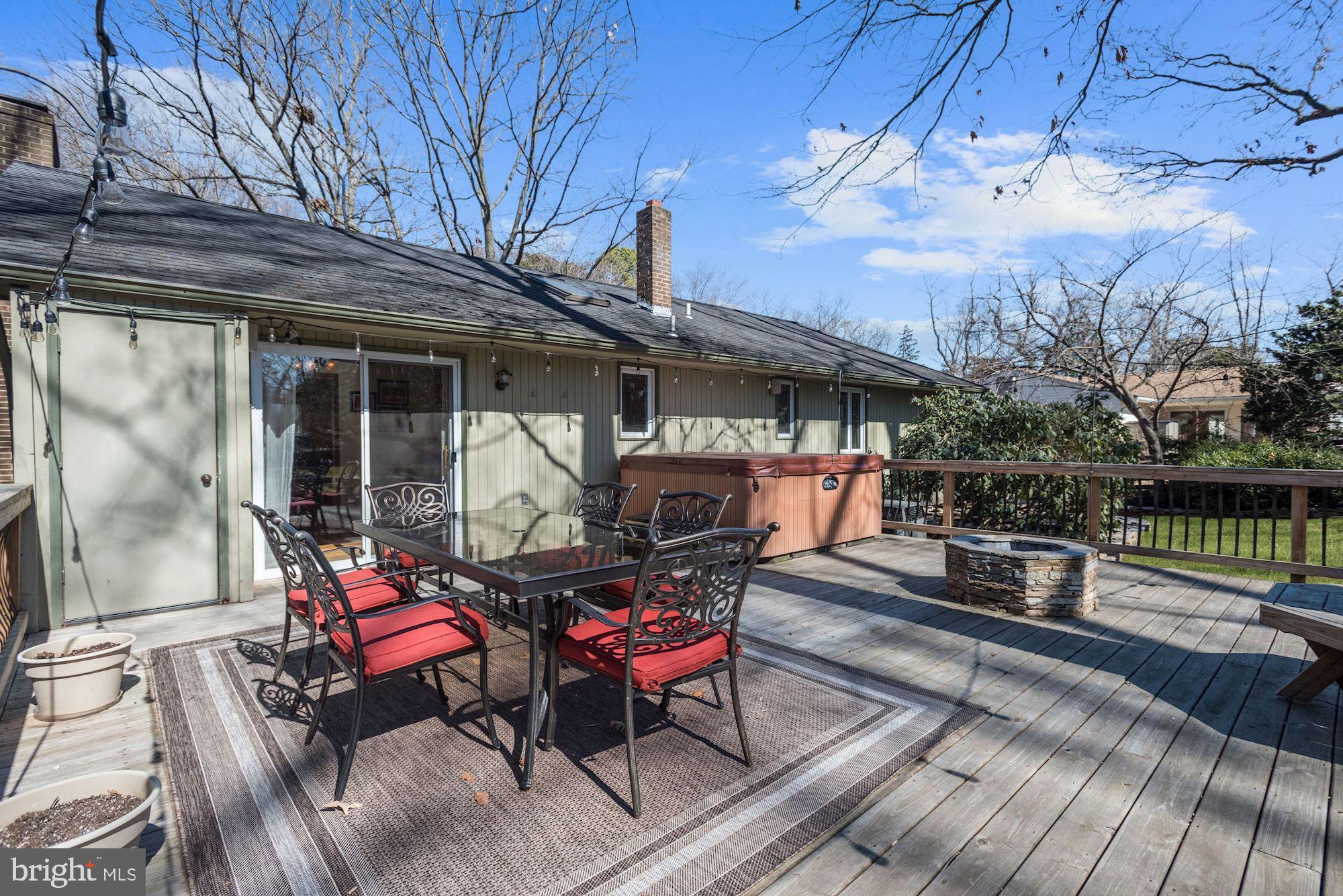 334 Edgewater Road Pasadena, MD 21122 - Photo 31 of 42 Deck