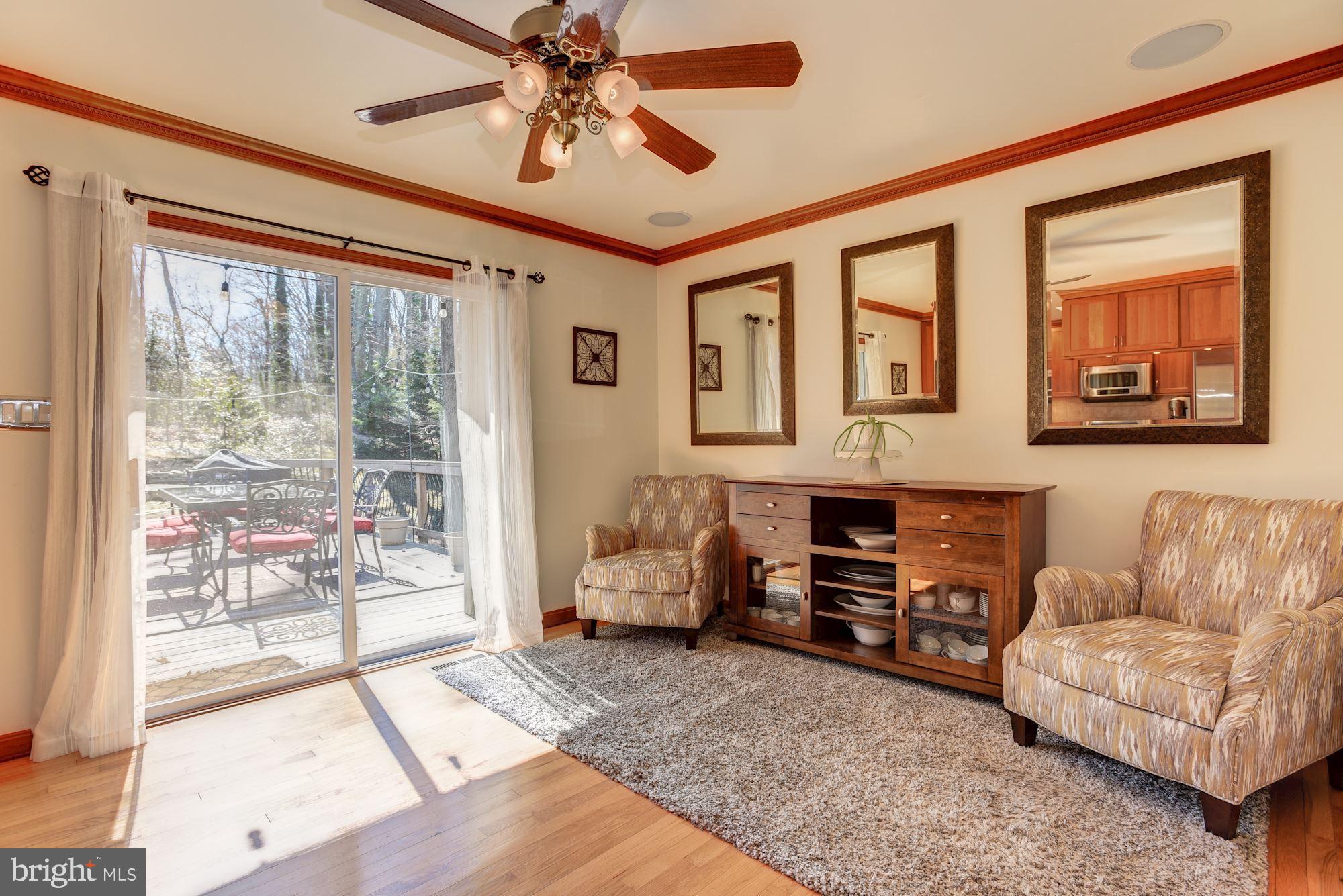 334 Edgewater Road Pasadena, MD 21122 - Photo 9 of 42 Dining Room