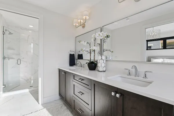 $1,850,000 | 222 Ferndale Road South, Unit 105, Wayzata, MN 55391