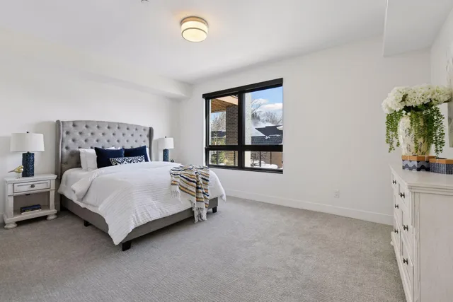 $1,850,000 | 222 Ferndale Road South, Unit 105, Wayzata, MN 55391