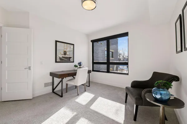 $1,850,000 | 222 Ferndale Road South, Unit 105, Wayzata, MN 55391