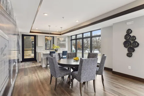 $1,850,000 | 222 Ferndale Road South, Unit 105, Wayzata, MN 55391