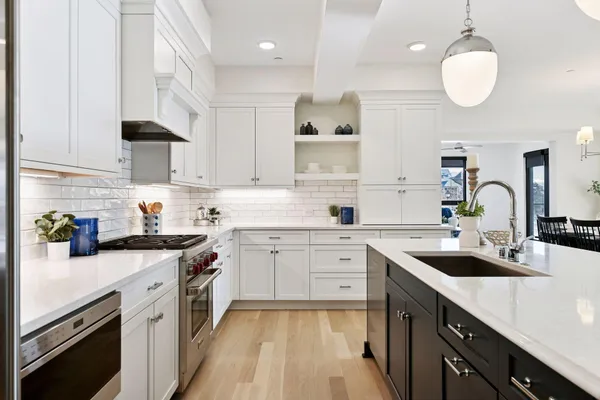 $1,850,000 | 222 Ferndale Road South, Unit 105, Wayzata, MN 55391