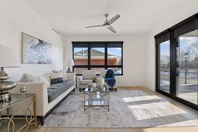 $1,850,000 | 222 Ferndale Road South, Unit 105, Wayzata, MN 55391