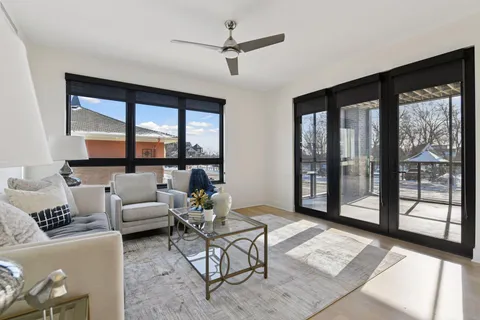 $1,850,000 | 222 Ferndale Road South, Unit 105, Wayzata, MN 55391