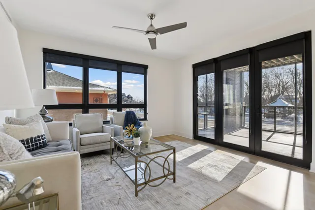 $1,850,000 | 222 Ferndale Road South, Unit 105, Wayzata, MN 55391