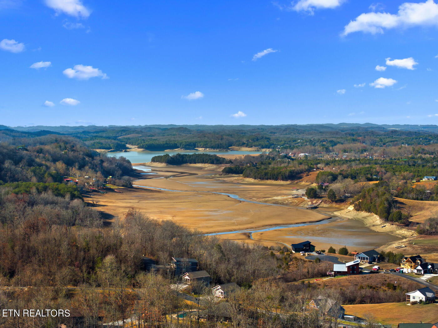 Timberlake Circle Sevierville, TN 37876 - Photo 13 of 16 timber 18