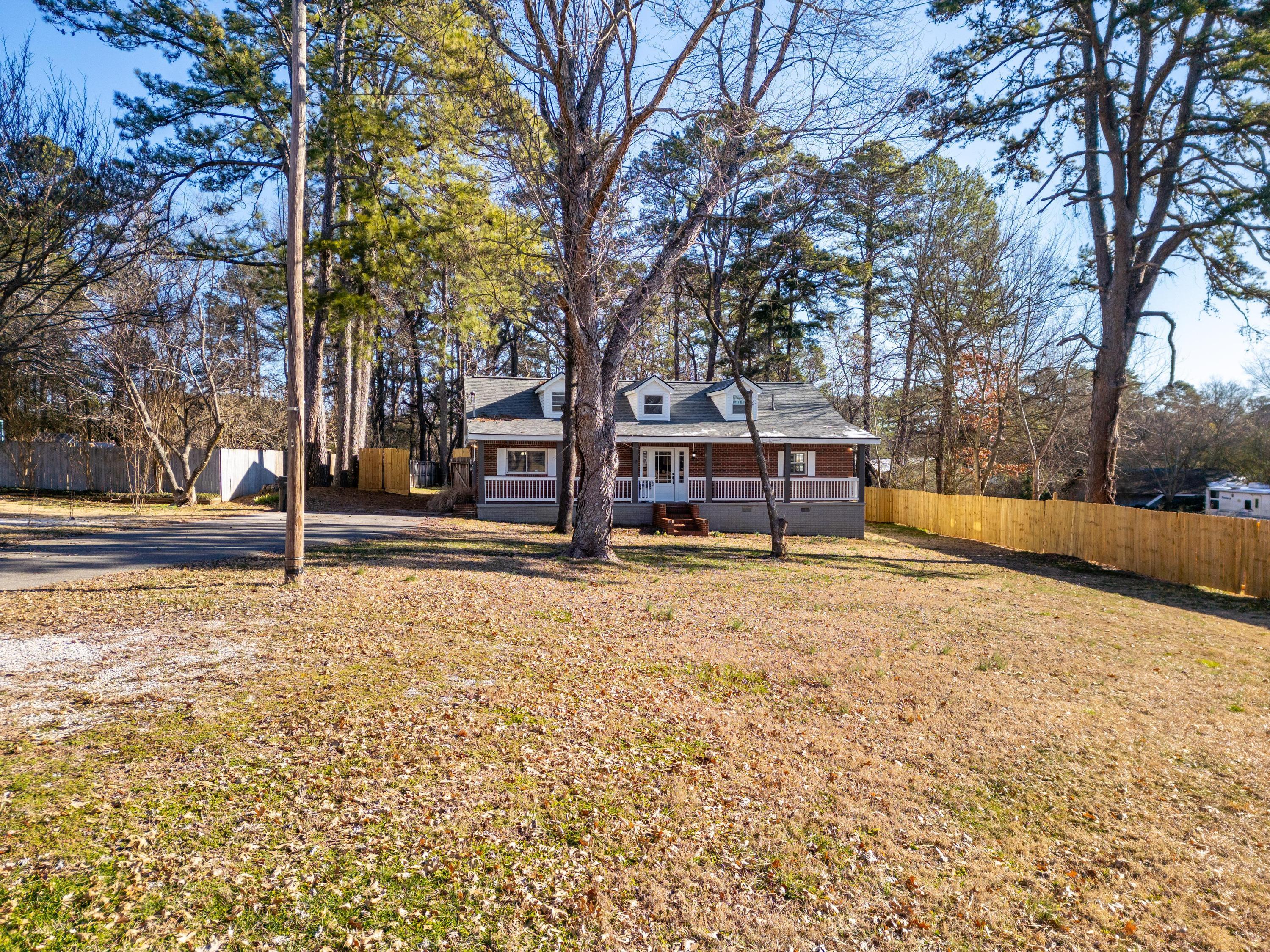 1749 Varner Road Hixson, TN 37343 - Photo 3 of 31 2025_02_February_1749_Varner_Rd_0003