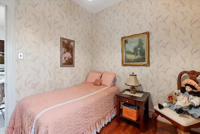 $699,000 | 3911 North Kedzie Avenue, Chicago, IL 60618