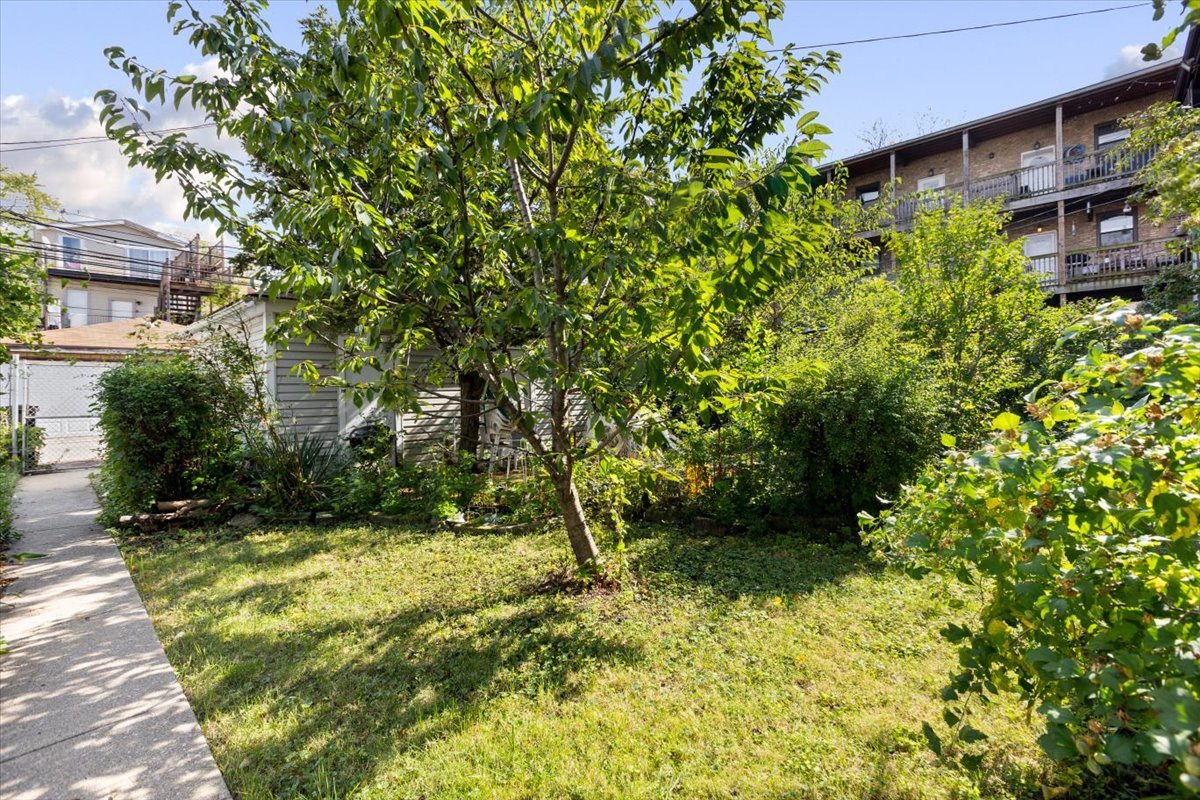 3911 North Kedzie Avenue Chicago, IL 60618 - Photo 34 of 35