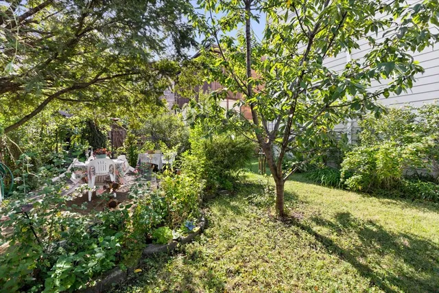 $699,000 | 3911 North Kedzie Avenue, Chicago, IL 60618