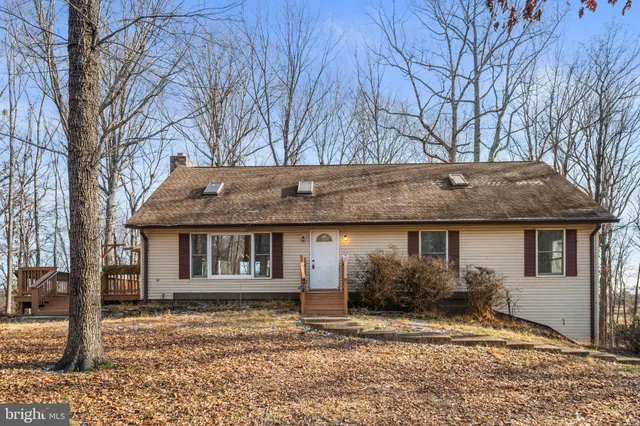 $500,000 | 6727 Bull Moose Court, Marshall, VA 20115