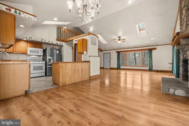 $500,000 | 6727 Bull Moose Court, Marshall, VA 20115