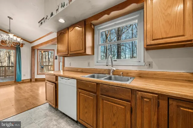 $500,000 | 6727 Bull Moose Court, Marshall, VA 20115