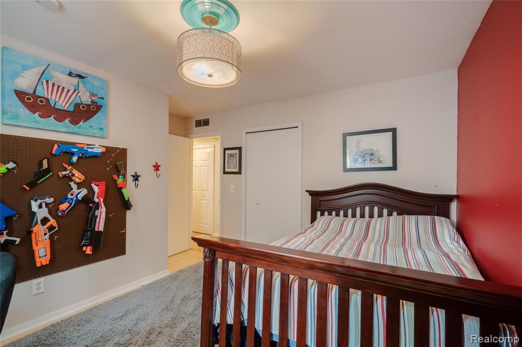 1450 Morley Avenue Rochester Hills, MI 48307 - Photo 25 of 30